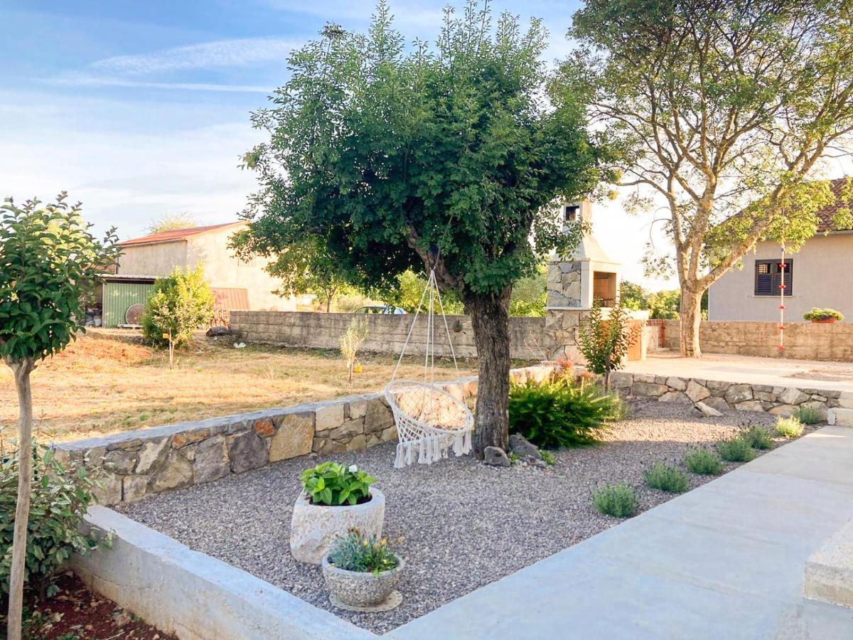 Apartments Brig Perfect Countryside Holiday! Krk Town Εξωτερικό φωτογραφία